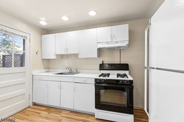 108 Gallows Hill Rd, Cranford Twp., NJ 07016