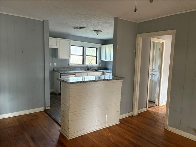 5225 Longmeadow Street, Houston, TX 77033