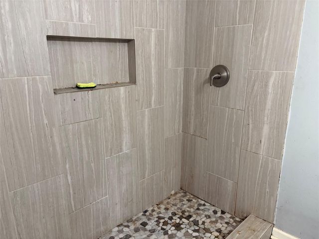 5225 Longmeadow Street, Houston, TX 77033