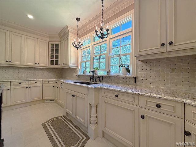 178 Golden Pheasant Drive, Amherst, NY 14068