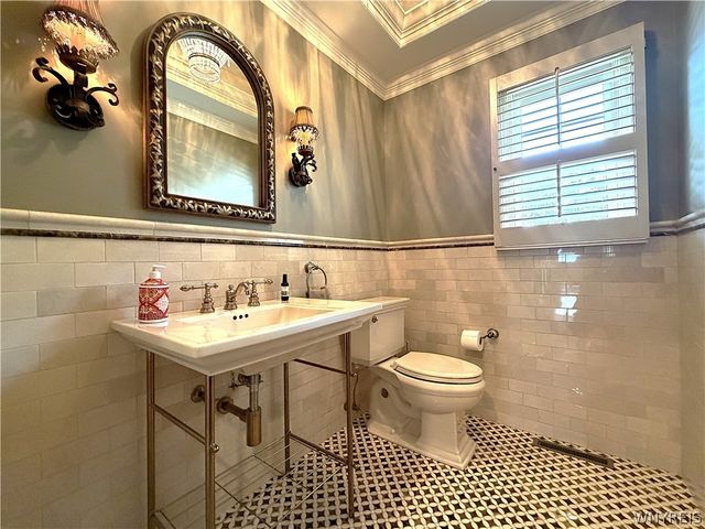 178 Golden Pheasant Drive, Amherst, NY 14068