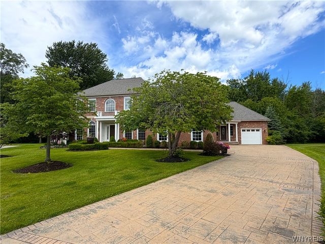 178 Golden Pheasant Drive, Amherst, NY 14068