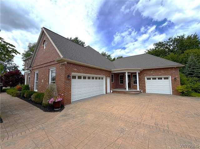 178 Golden Pheasant Drive, Amherst, NY 14068