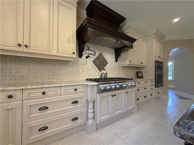 178 Golden Pheasant Drive, Amherst, NY 14068