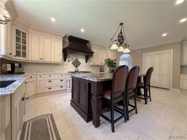 178 Golden Pheasant Drive, Amherst, NY 14068