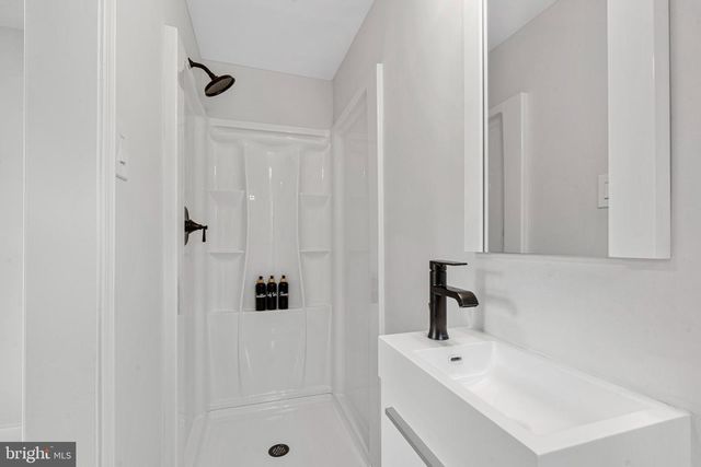 311 BEECHWOOD RD, Brookhaven, PA 19015