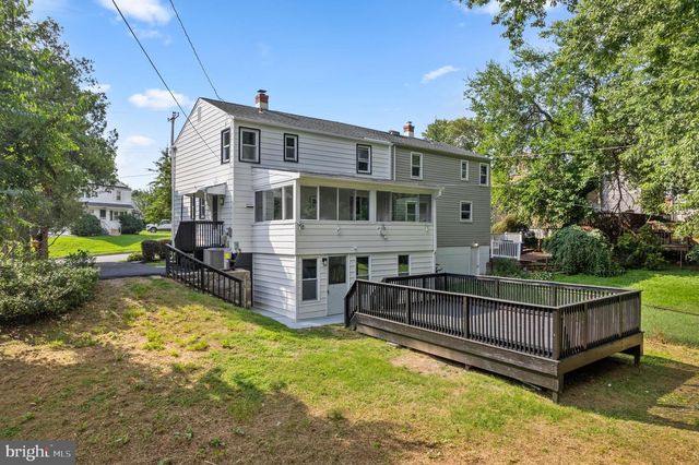 311 BEECHWOOD RD, Brookhaven, PA 19015
