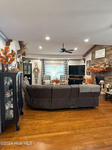 2325 S Halifax Road, Rocky Mount, NC 27803