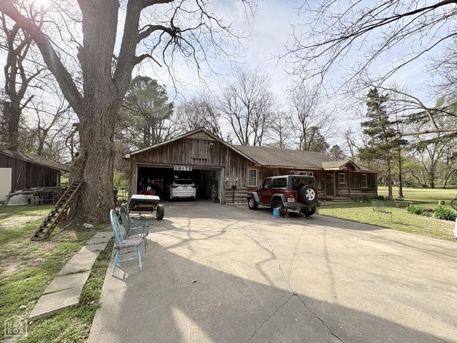 616 N 2nd Avenue, Piggott, AR 72454