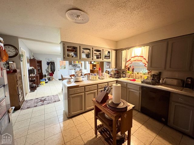 616 N 2nd Avenue, Piggott, AR 72454