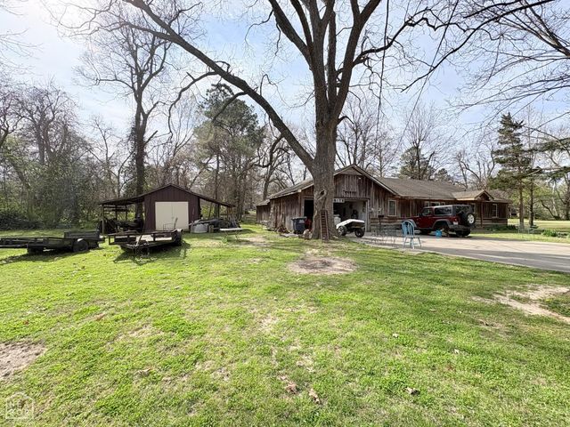 616 N 2nd Avenue, Piggott, AR 72454