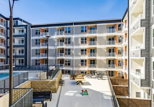 750 Avondale Creek Drive 144, Decatur, GA 30032