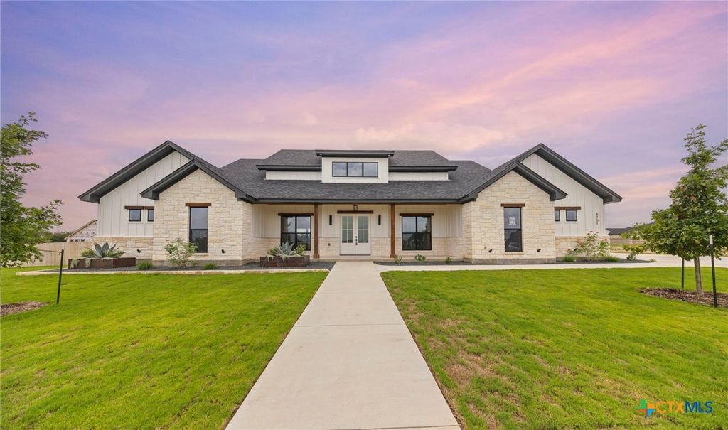 6751 King Mill Drive, Salado, TX 76571
