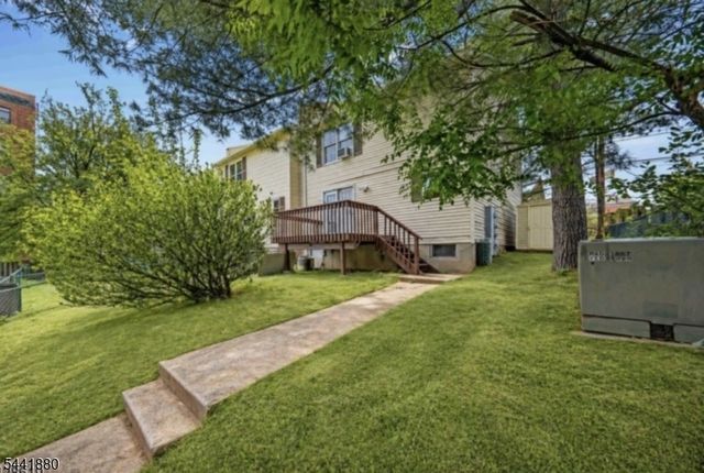 550 Bergen St, Newark City, NJ 07108