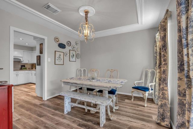 14115 Paradise Valley Drive, Houston, TX 77069