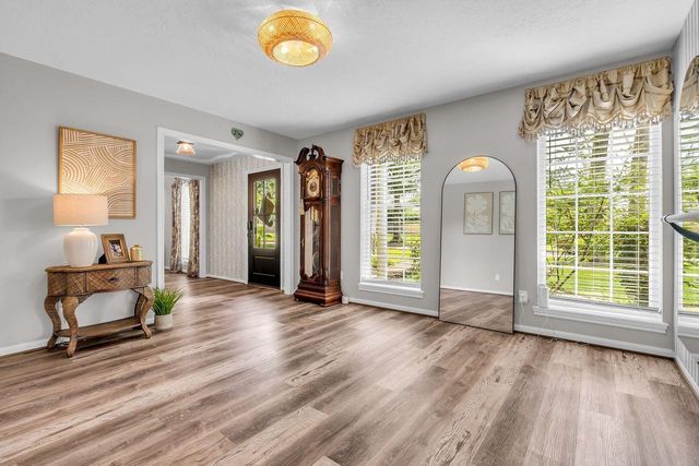 14115 Paradise Valley Drive, Houston, TX 77069