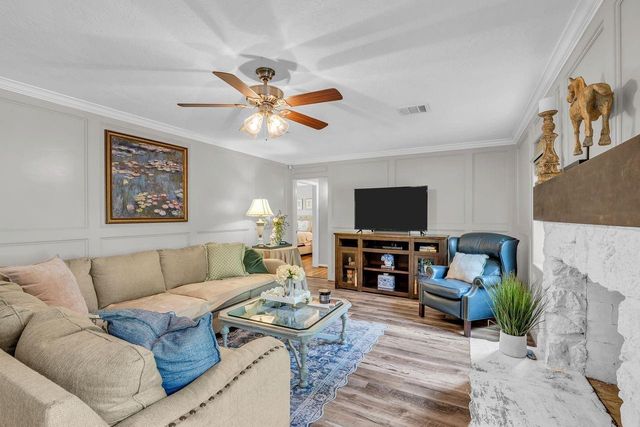 14115 Paradise Valley Drive, Houston, TX 77069