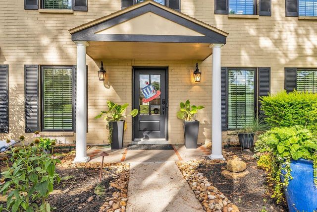 14115 Paradise Valley Drive, Houston, TX 77069