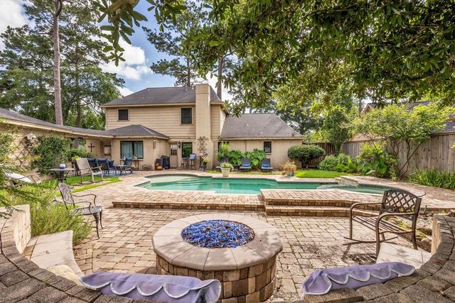 14115 Paradise Valley Drive, Houston, TX 77069