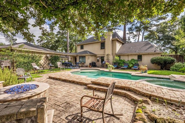 14115 Paradise Valley Drive, Houston, TX 77069