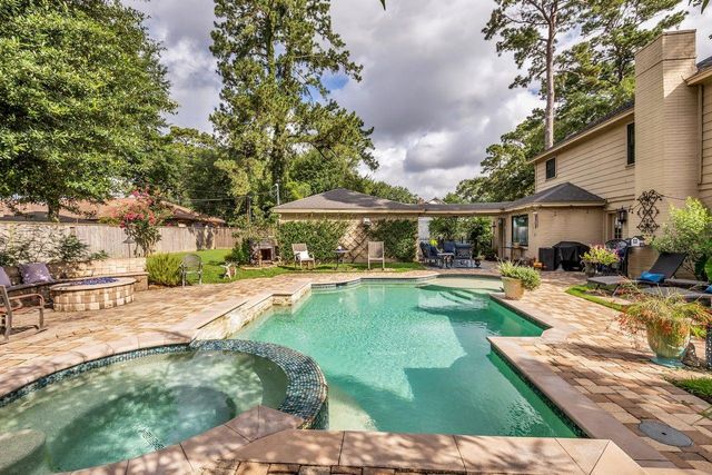 14115 Paradise Valley Drive, Houston, TX 77069