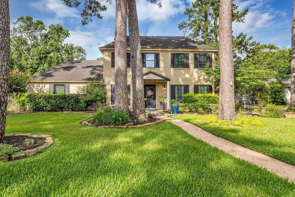 14115 Paradise Valley Drive, Houston, TX 77069
