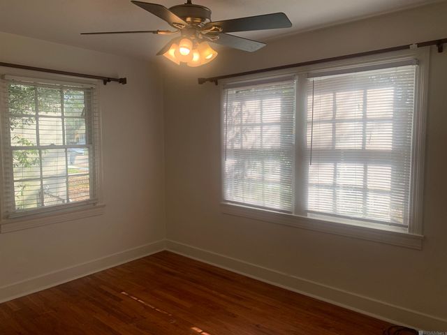 864 Iris, Baton Rouge, LA 70802