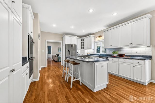 836 Atkinson Circle, Hillsborough, NJ 08844