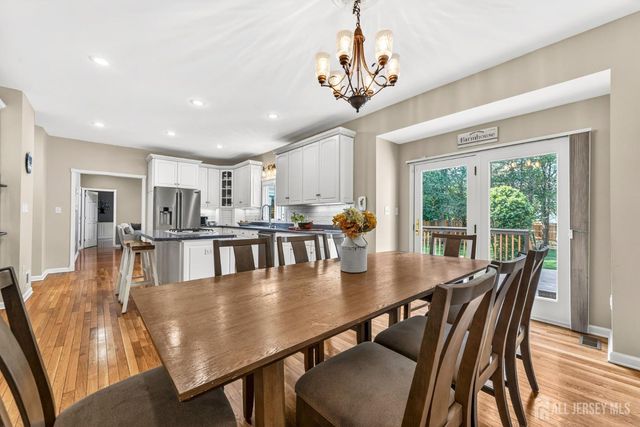 836 Atkinson Circle, Hillsborough, NJ 08844