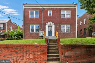 3919 R ST SE, Washington, DC 20020