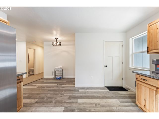 536 Annis St, Canyonville, OR 97417