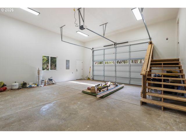 536 Annis St, Canyonville, OR 97417