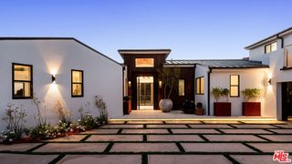 5877 Trancas Canyon Road, Malibu, CA 90265