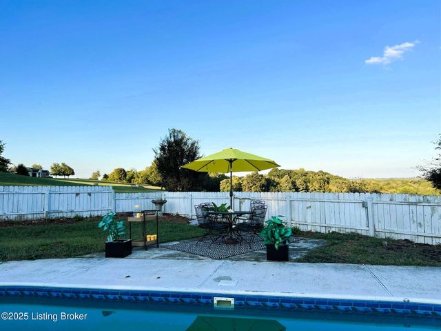 602 Briarcliff Rd, Bardstown, KY 40004