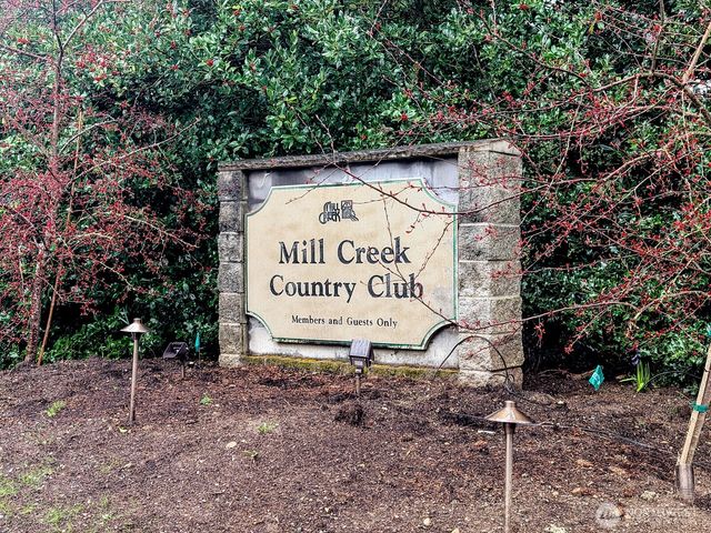 1831 SE Mill Fern Drive, Mill Creek, WA 98012
