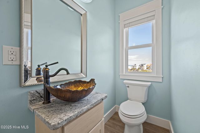 3663 Island Drive, Sneads Ferry, NC 28460