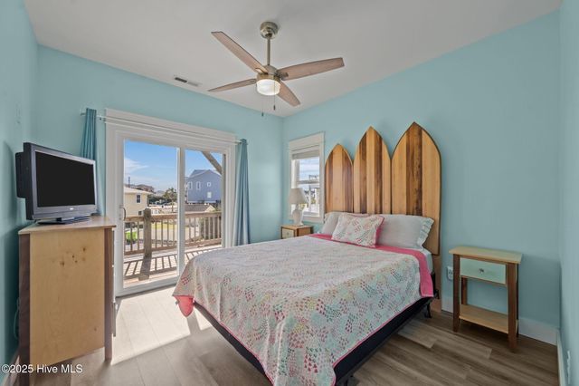 3663 Island Drive, Sneads Ferry, NC 28460