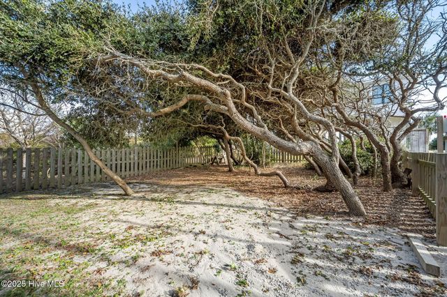 3663 Island Drive, Sneads Ferry, NC 28460