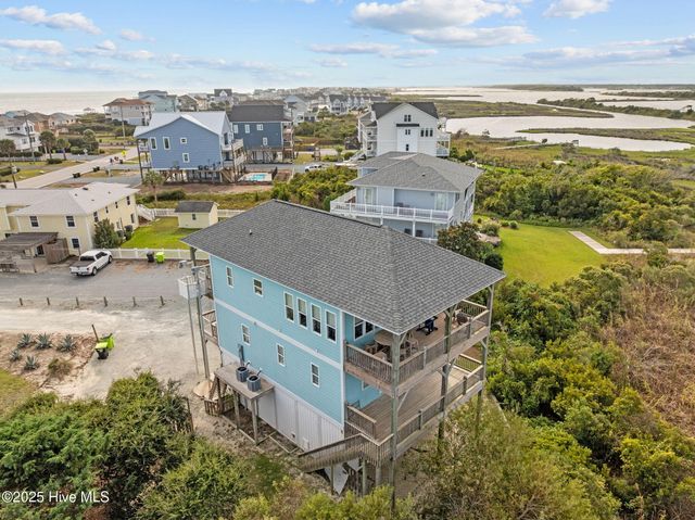 3663 Island Drive, Sneads Ferry, NC 28460
