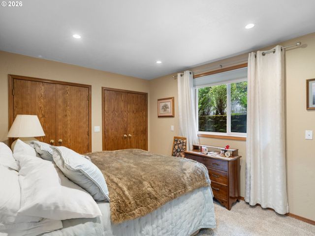 12002 Ne SHANGHAI Rd, Vancouver, WA 98682
