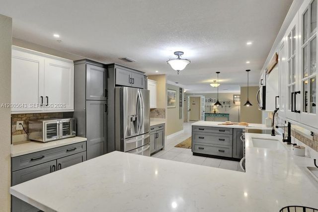4981 SW 186th Avenue, Southwest Ranches, FL 33332