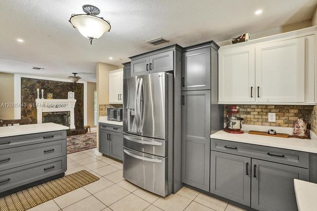 4981 SW 186th Avenue, Southwest Ranches, FL 33332
