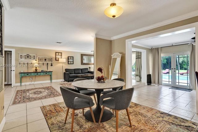 4981 SW 186th Avenue, Southwest Ranches, FL 33332
