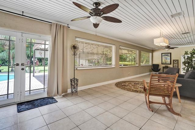 4981 SW 186th Avenue, Southwest Ranches, FL 33332