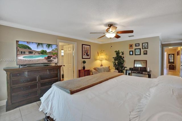 4981 SW 186th Avenue, Southwest Ranches, FL 33332