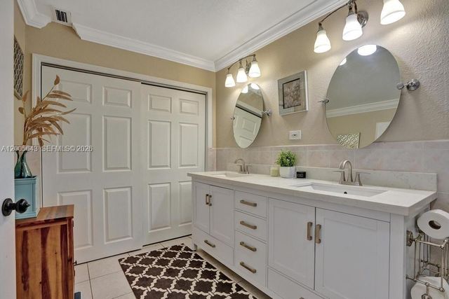 4981 SW 186th Avenue, Southwest Ranches, FL 33332
