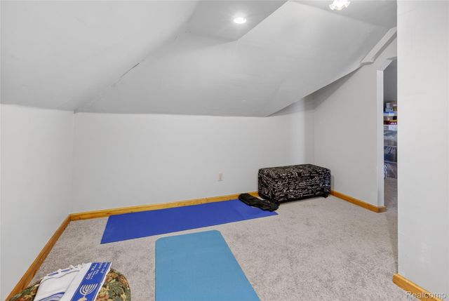 17420 Annchester Road, Detroit, MI 48219