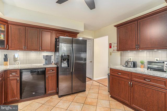 1585 EDGEWOOD AVE, Abington, PA 19001