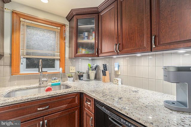 1585 EDGEWOOD AVE, Abington, PA 19001