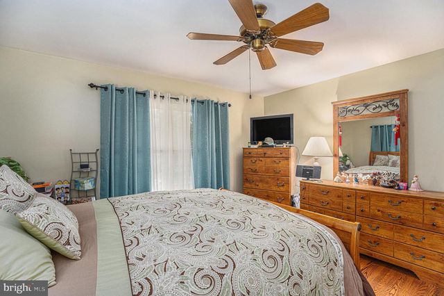 1585 EDGEWOOD AVE, Abington, PA 19001